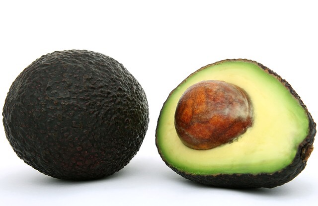 10 reasons why you should start eating avocado